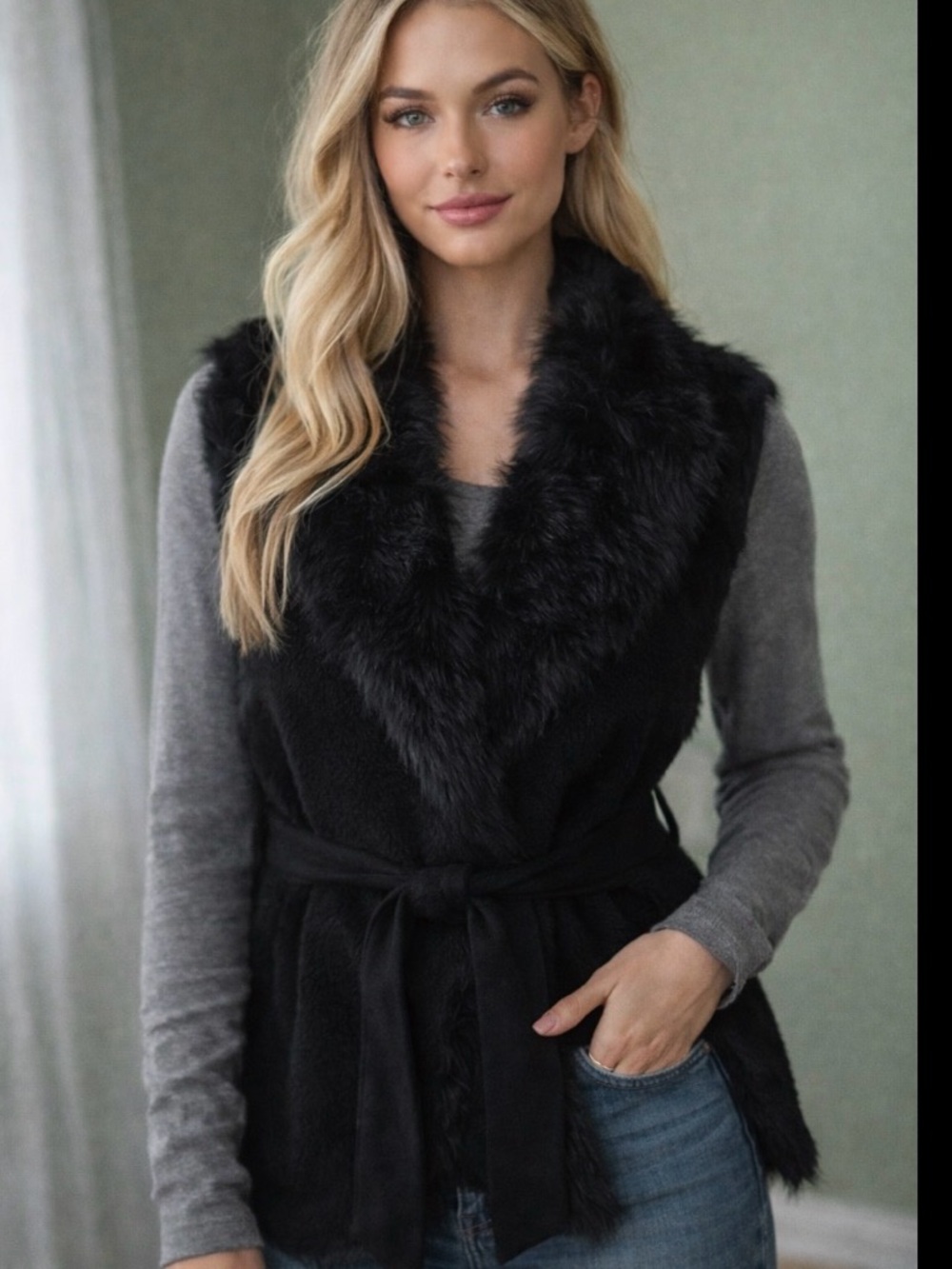 GUESS Black Reversible Faux Fur Sherpa Belted Vest XS